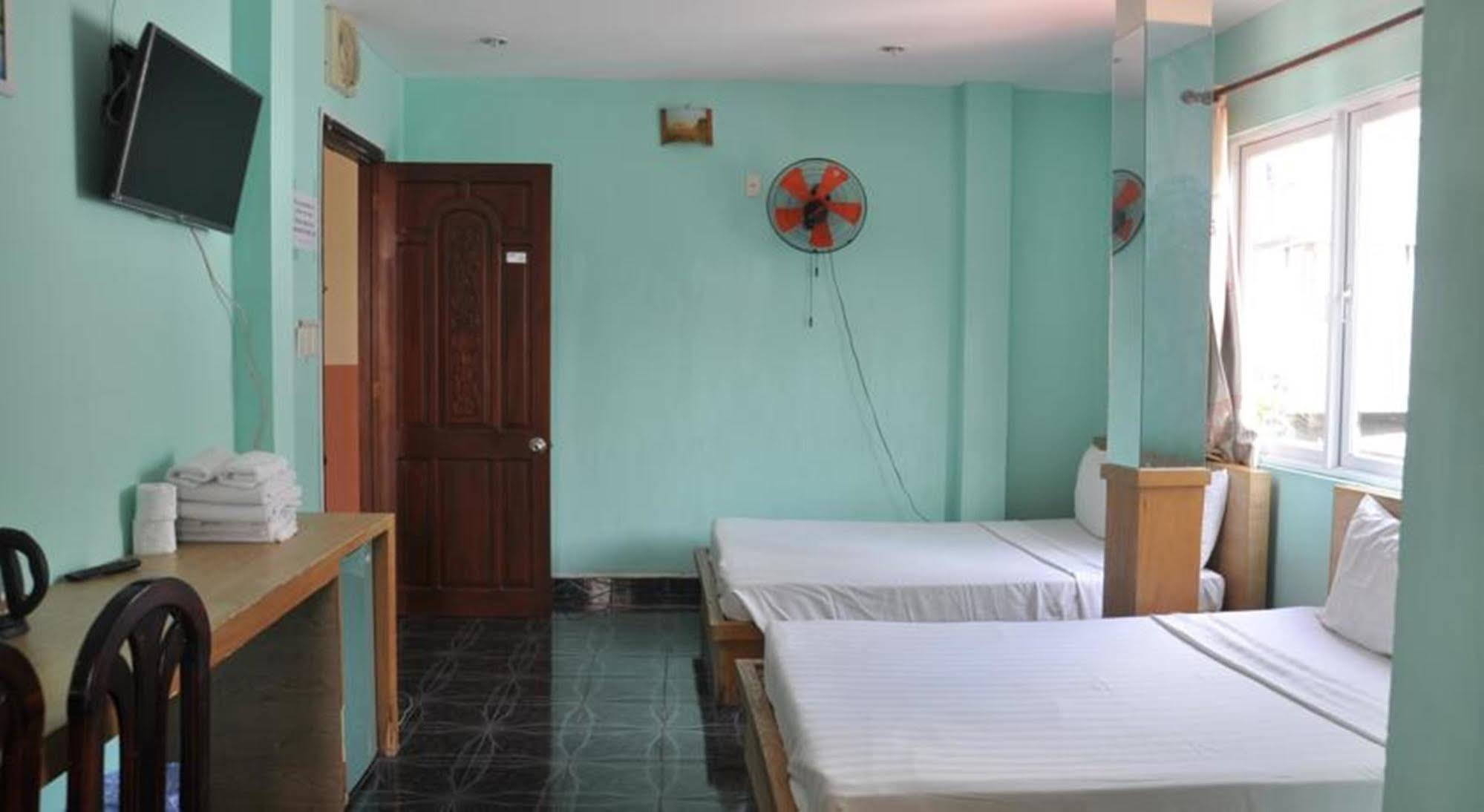 Ha Vy Hotel Bandar Ho Chi Minh Luaran gambar