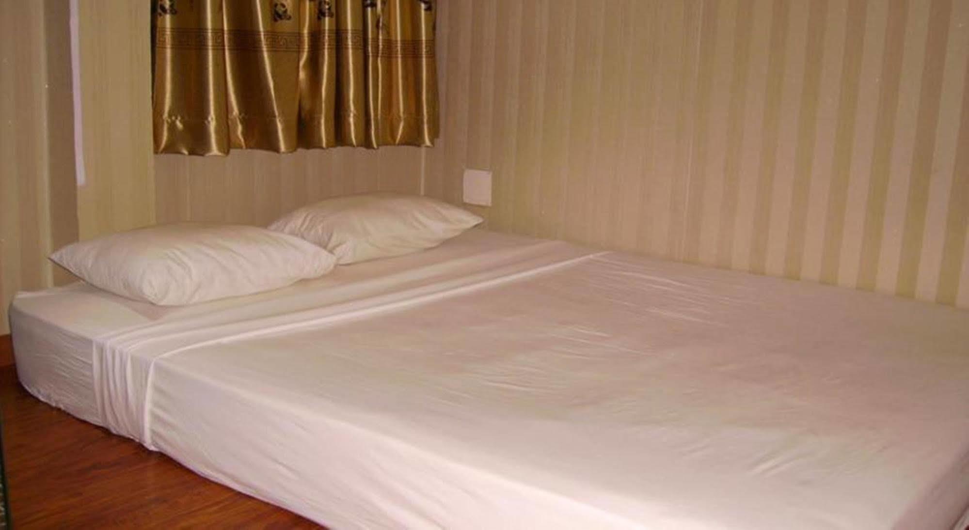 Ha Vy Hotel Bandar Ho Chi Minh Luaran gambar